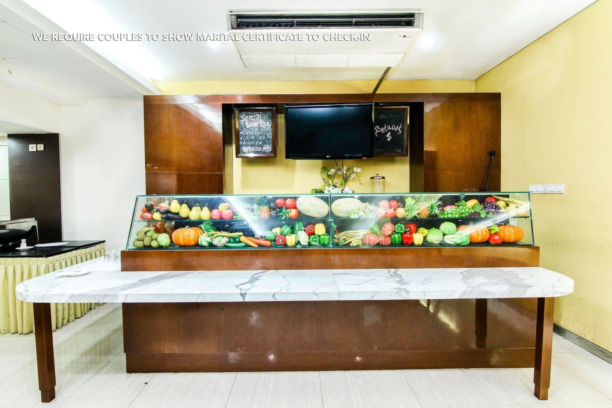 Zen Premium Menteng Syariah Джакарта Экстерьер фото