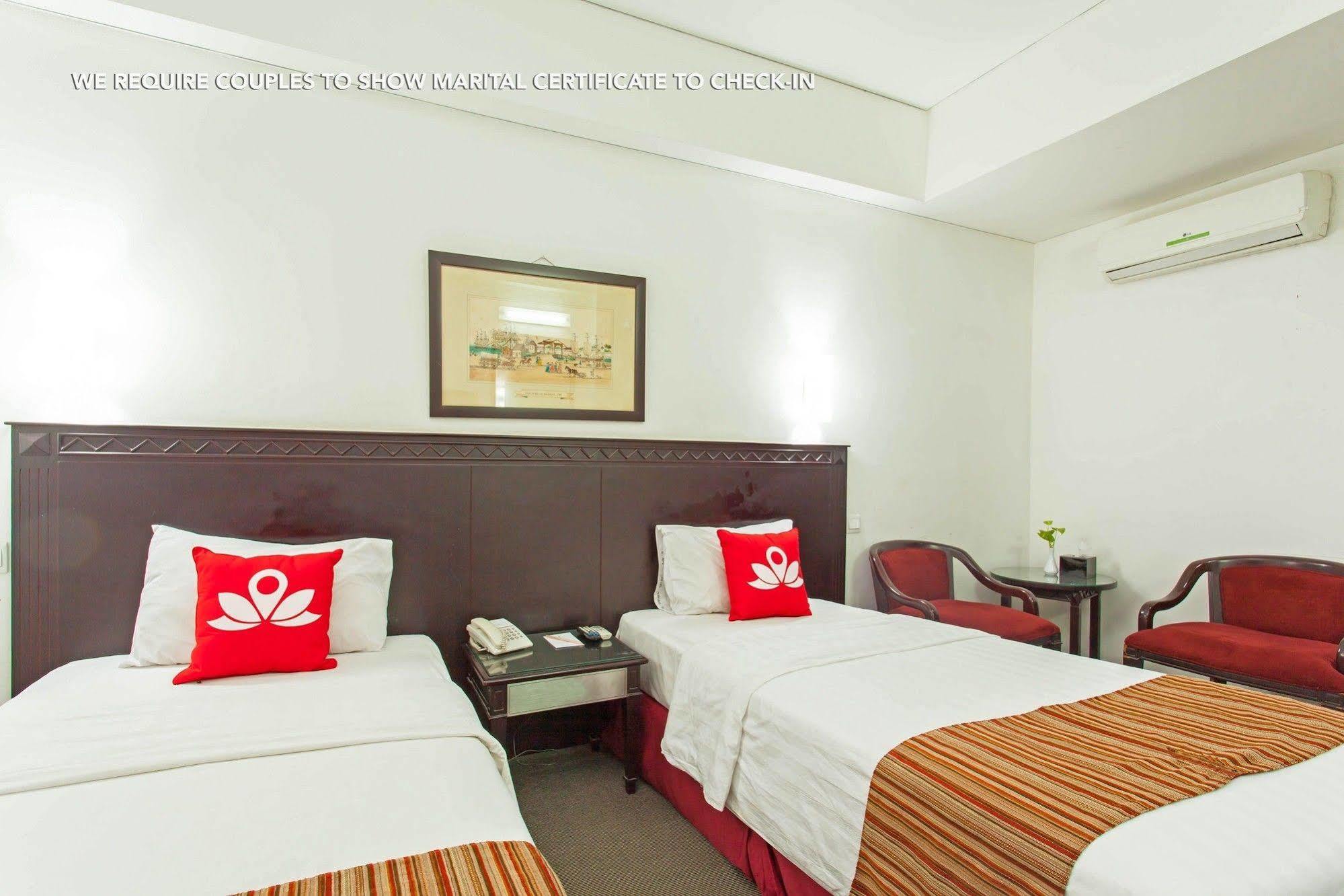 Zen Premium Menteng Syariah Джакарта Экстерьер фото
